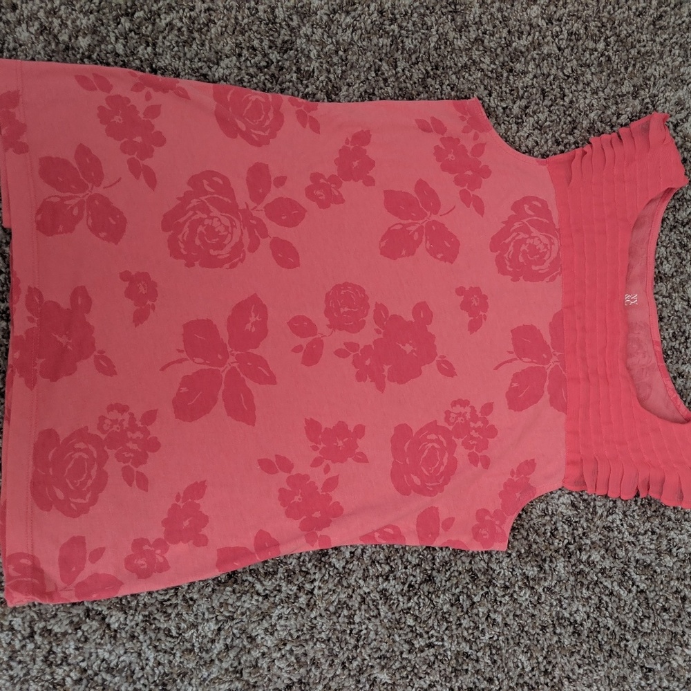 Coral tank top